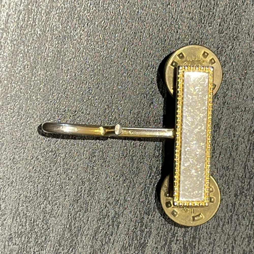 Vtg Military Men's Rectangle Lapel Pin with‎ Hook and Box (circa 1960s-1970s)